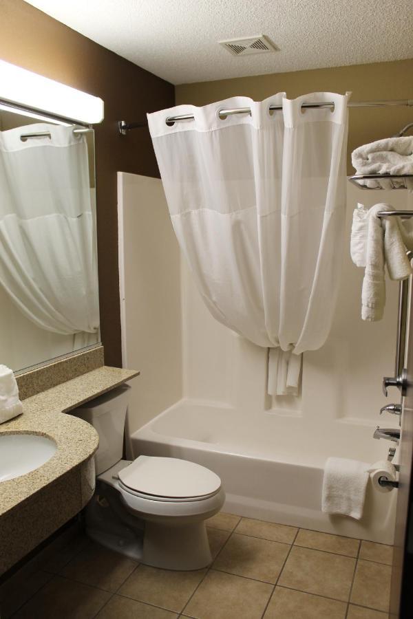 Microtel Inn & Suites By Wyndham Harrisonburg Extérieur photo