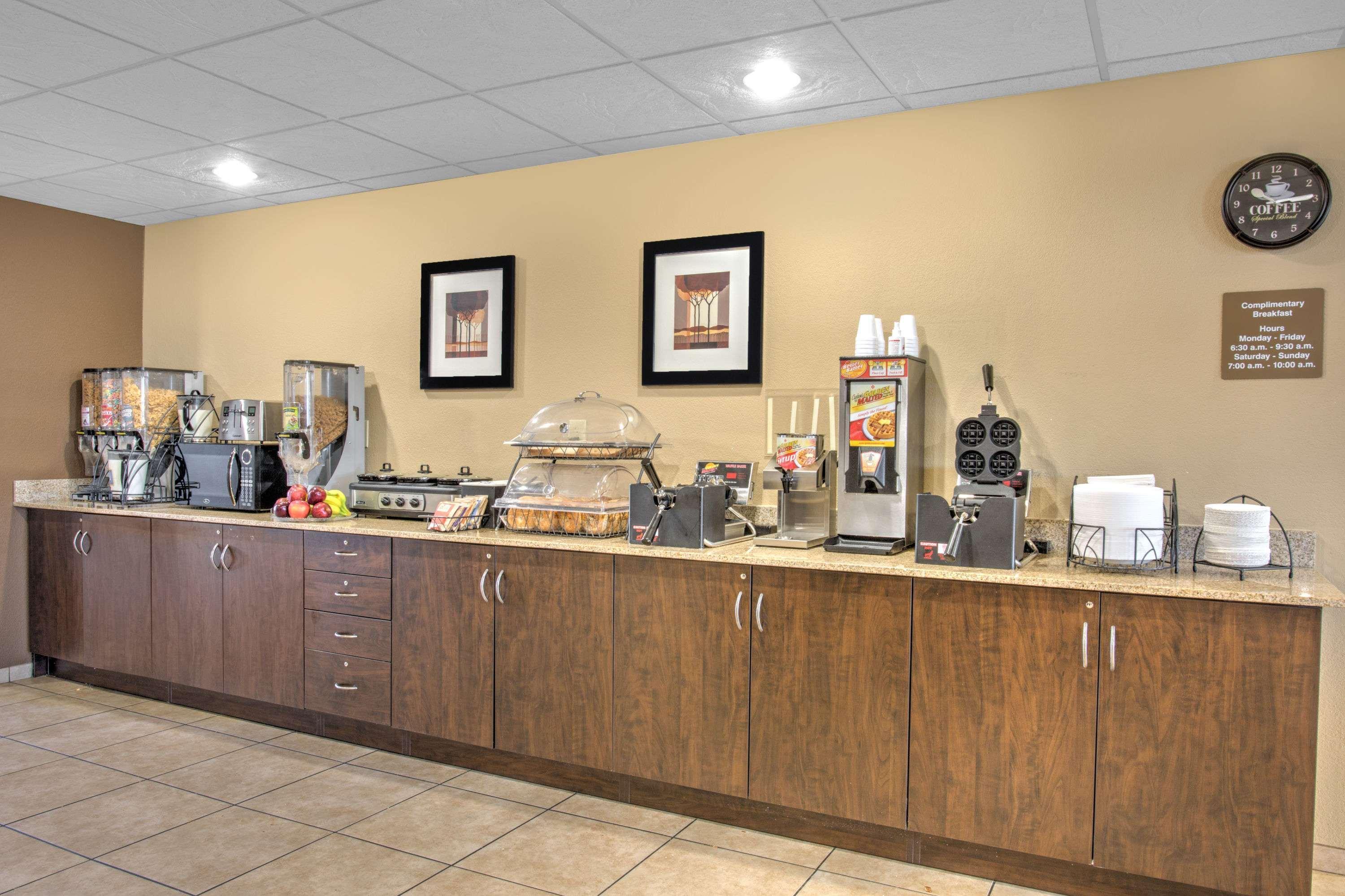 Microtel Inn & Suites By Wyndham Harrisonburg Extérieur photo