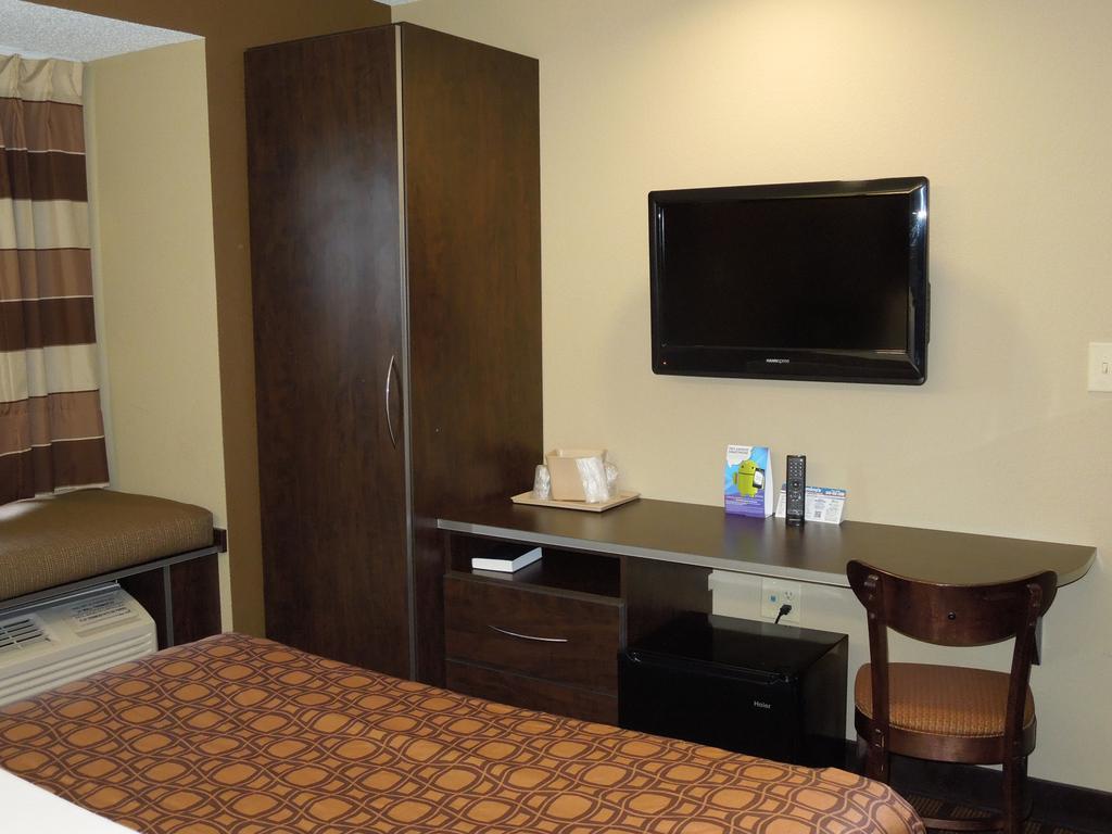 Microtel Inn & Suites By Wyndham Harrisonburg Extérieur photo