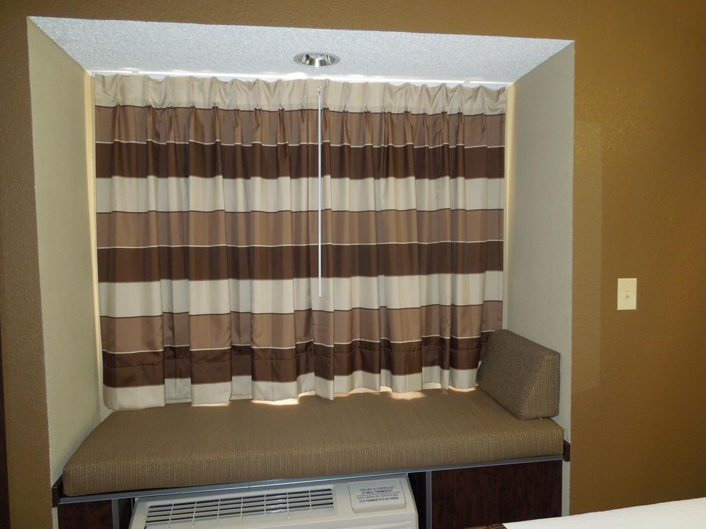 Microtel Inn & Suites By Wyndham Harrisonburg Extérieur photo