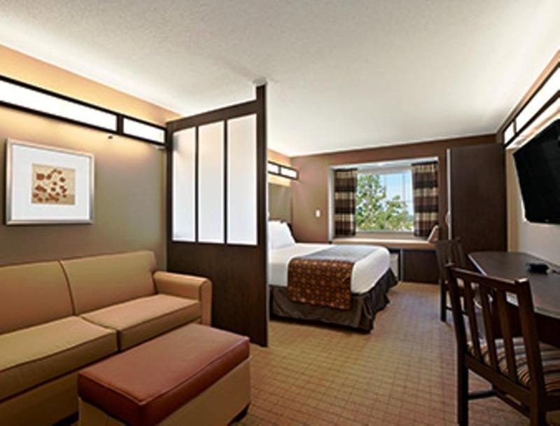 Microtel Inn & Suites By Wyndham Harrisonburg Extérieur photo